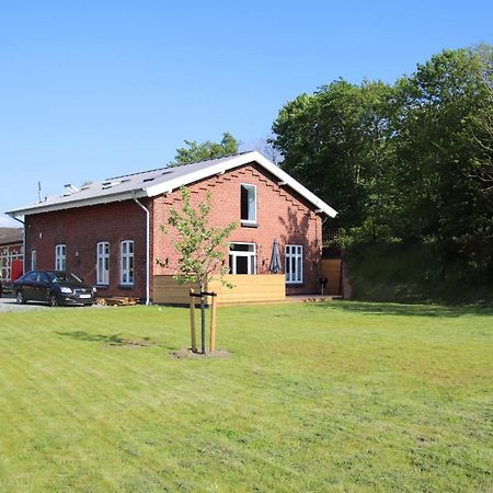 Altes Bahnhofsvorsteherhaus Wohnung Unten Husum  Exterior foto