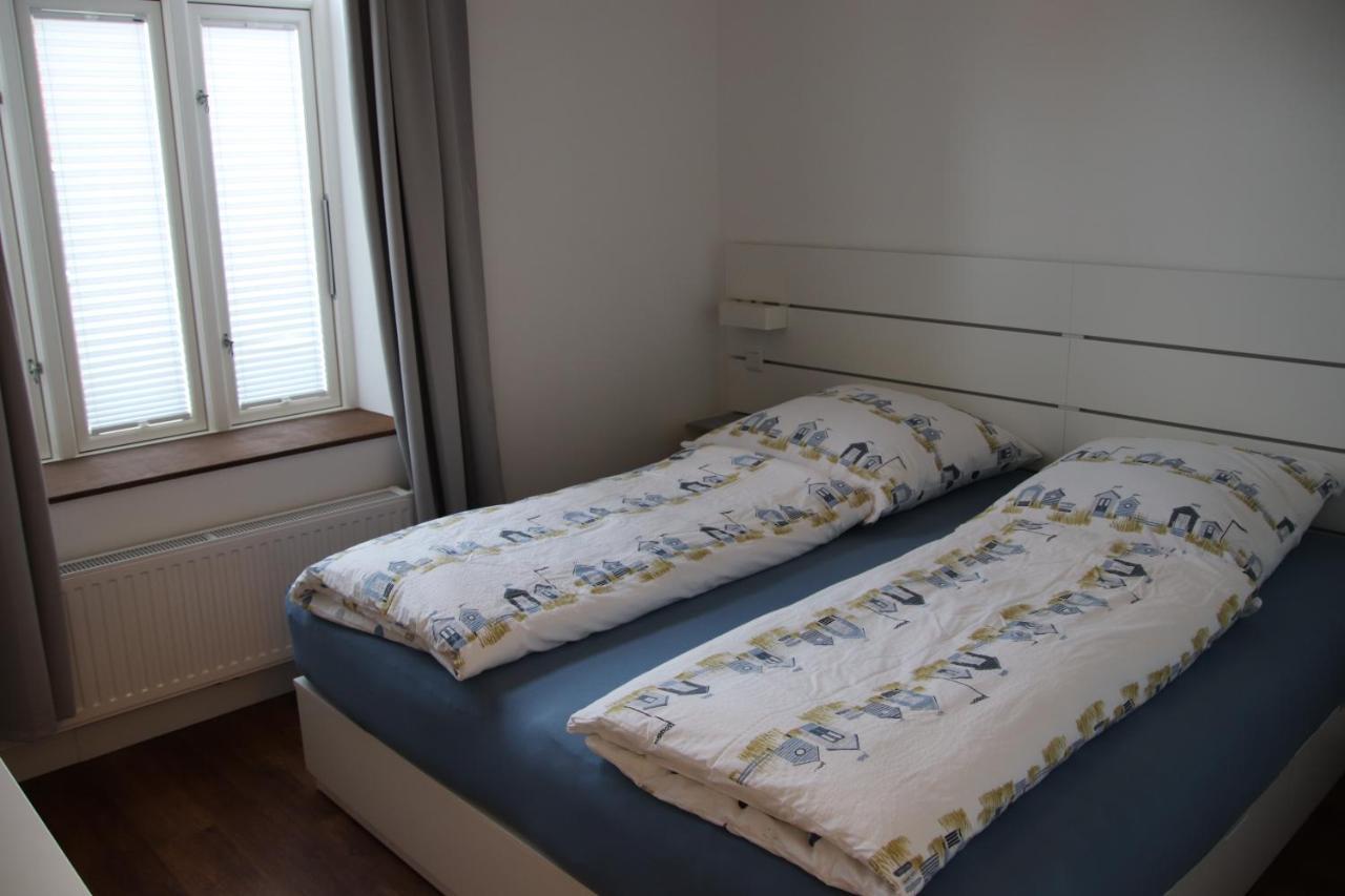 Altes Bahnhofsvorsteherhaus Wohnung Unten Husum  Exterior foto